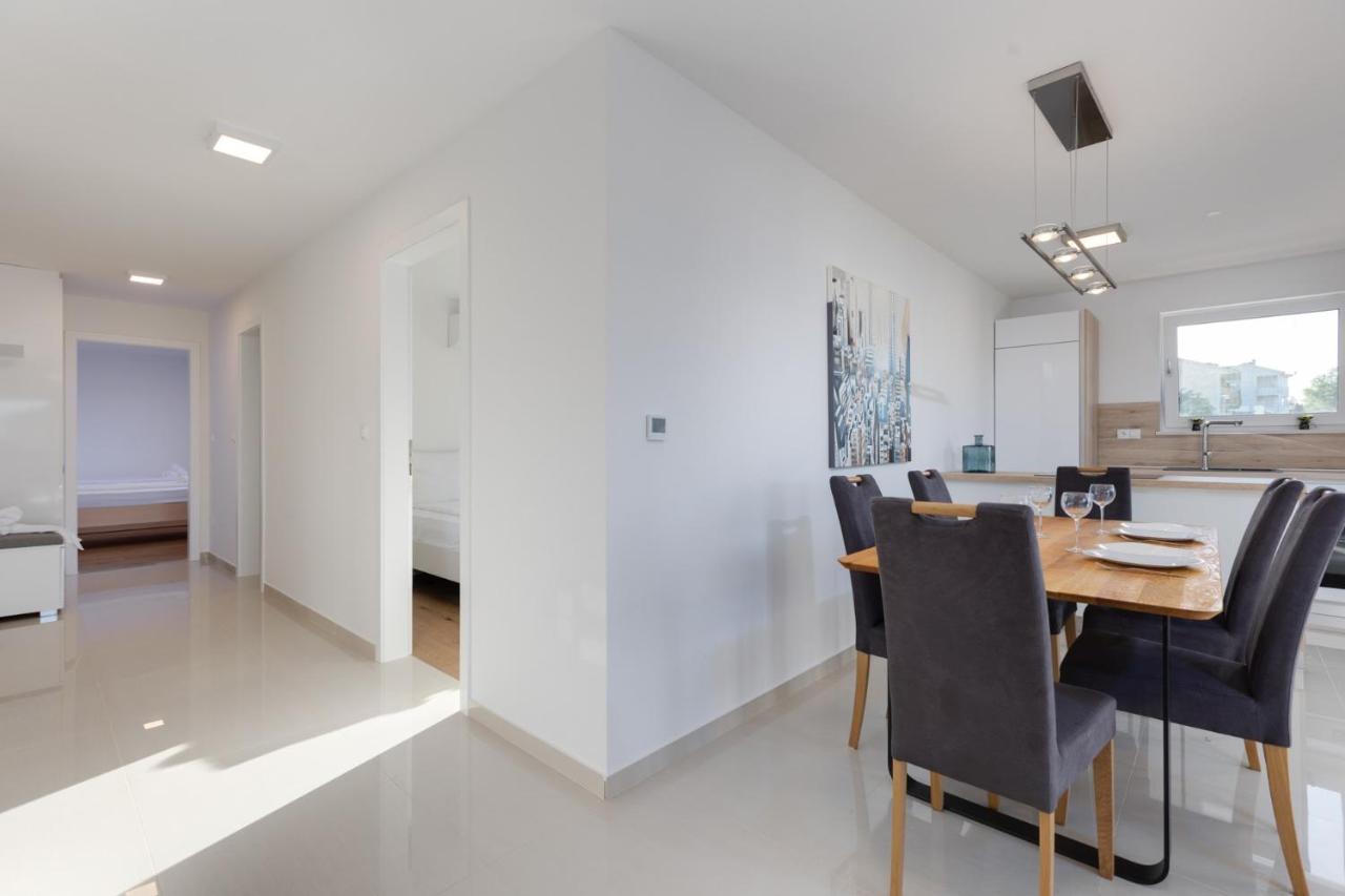 Apartma Skubic Duhljica Vantacici Exterior foto