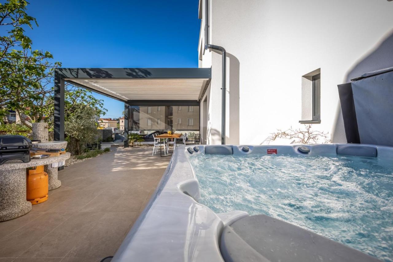 Apartma Skubic Duhljica Vantacici Exterior foto